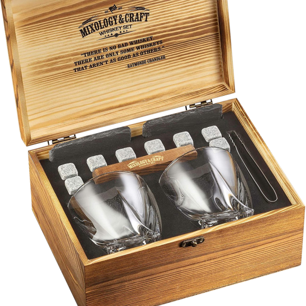 Elegant Whiskey Set in Wooden Box