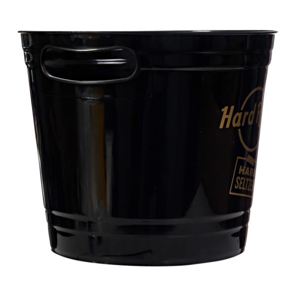 https://www.wine-n-gear.com/wp-content/uploads/2021/07/Plastic-Beer-Ice-Bucket-5-600x600.png