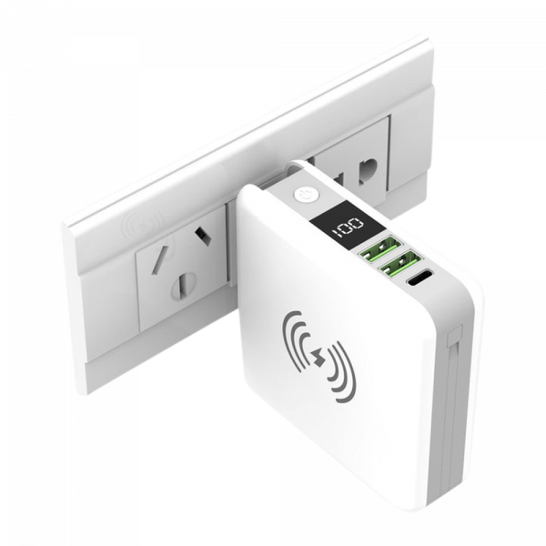 Charger Multi-Port Qi Travel