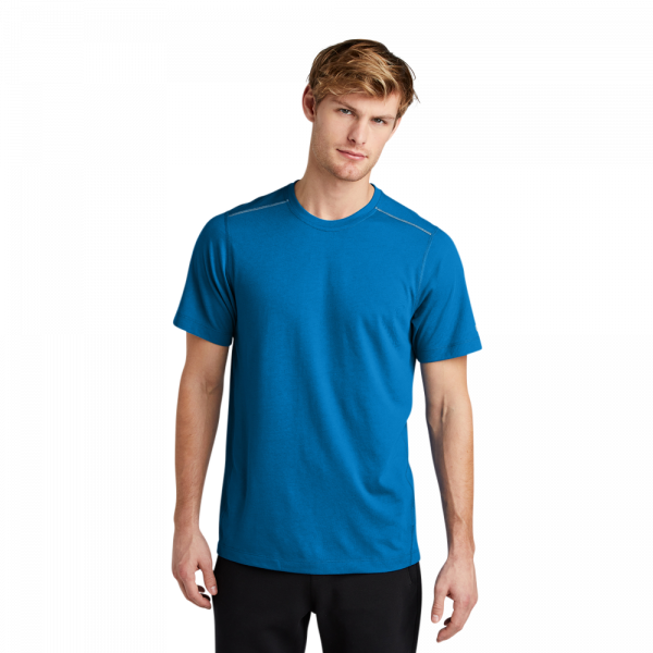 OGIO ENDURANCE Peak Tee