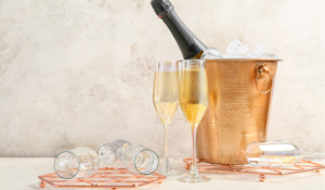 Choosing the Perfect Ice Bucket | Wine-n-Gear