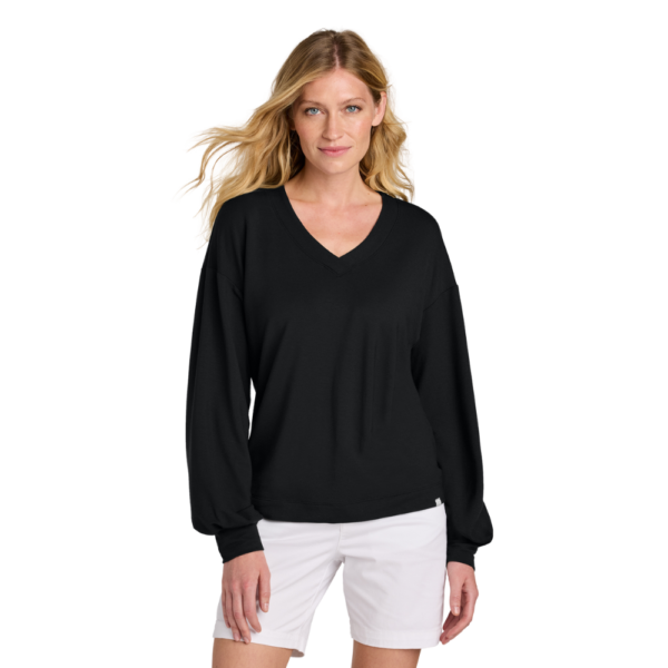 TravisMathew Women’s Long Weekend V-Neck