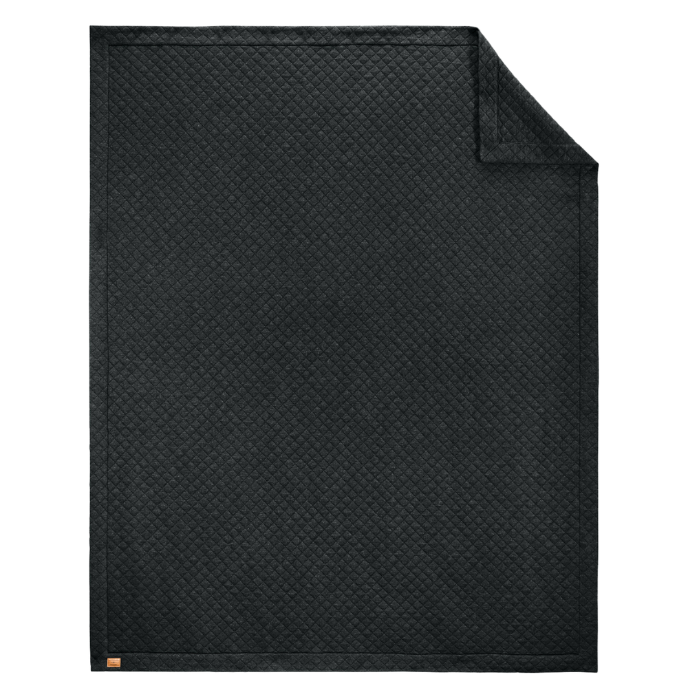 TravisMathew Diamond Quilt Blanket